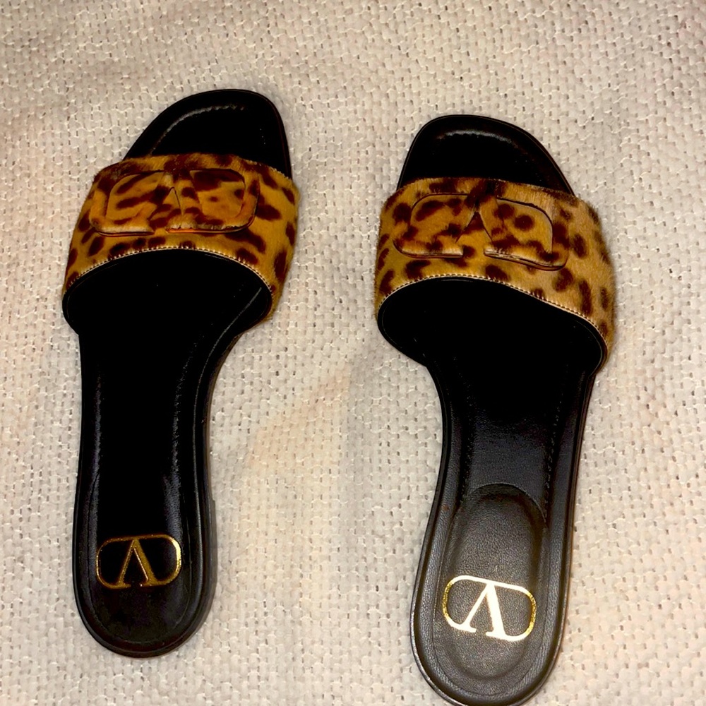 Valentino Sandals size 7 animal print